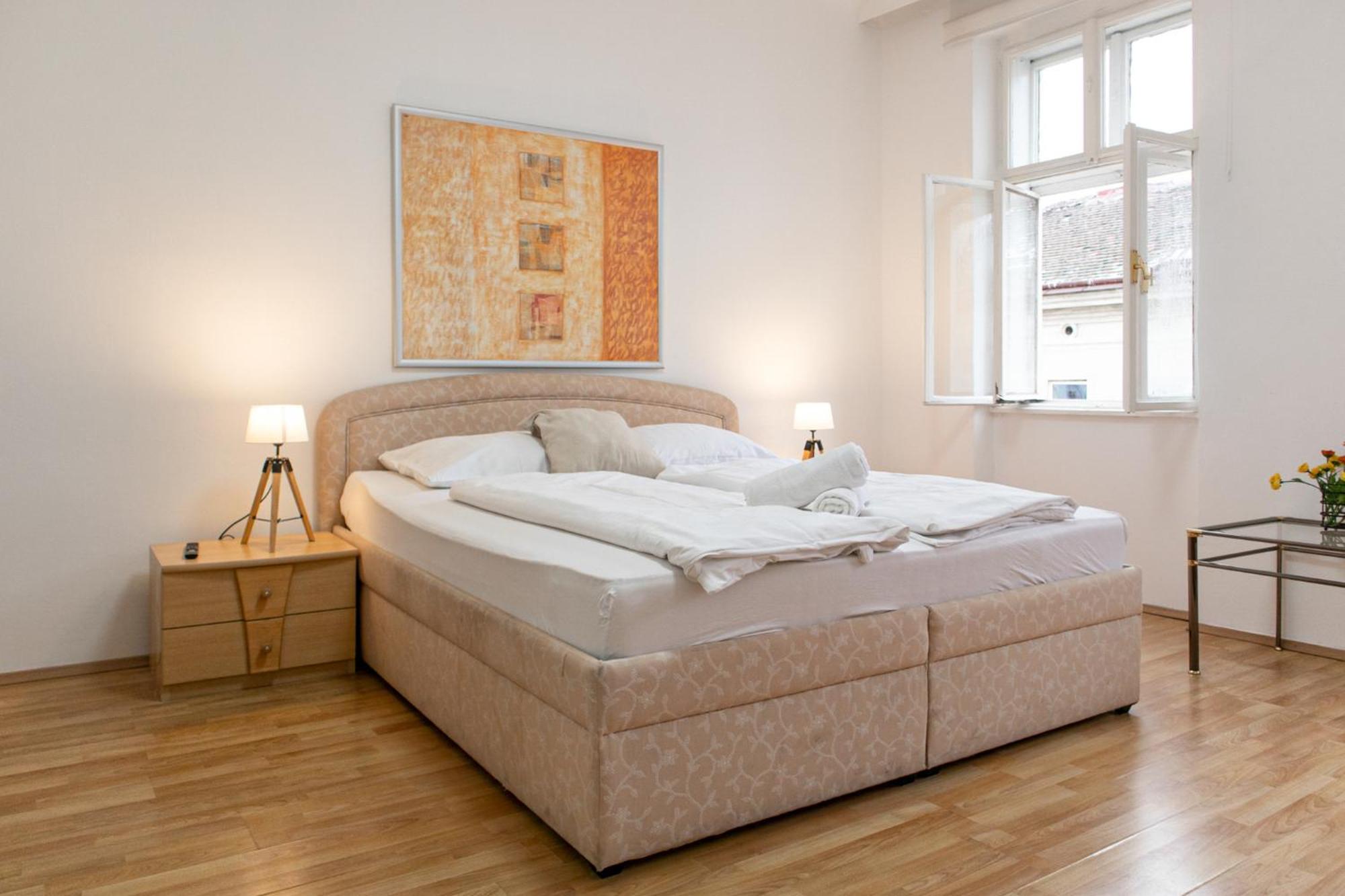 Budget City Stay - Near Wiener Stadthalle Ideal For Longstays Eksteriør billede