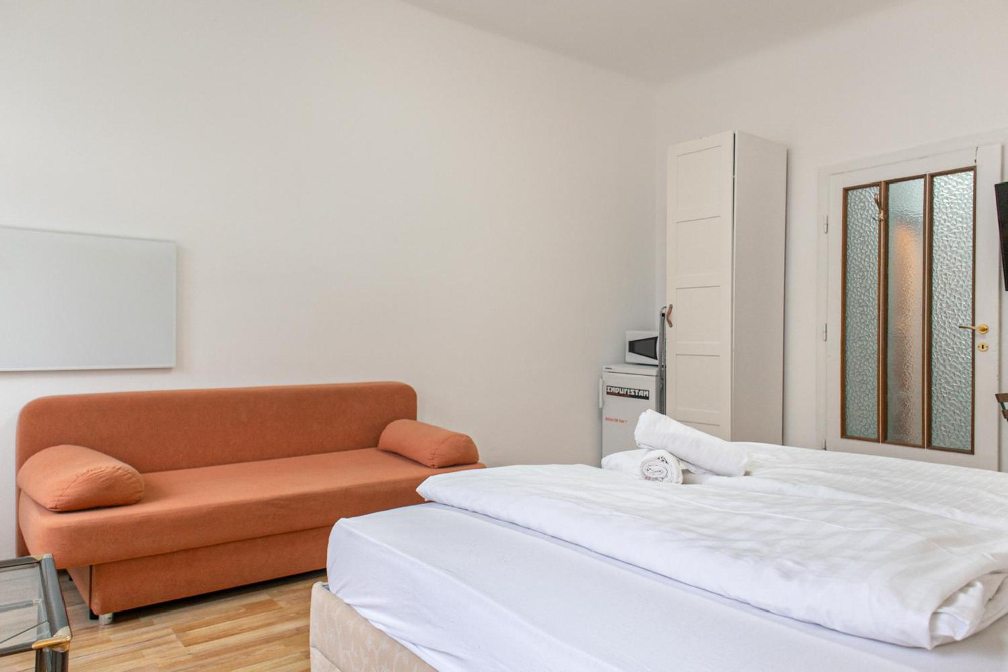 Budget City Stay - Near Wiener Stadthalle Ideal For Longstays Eksteriør billede
